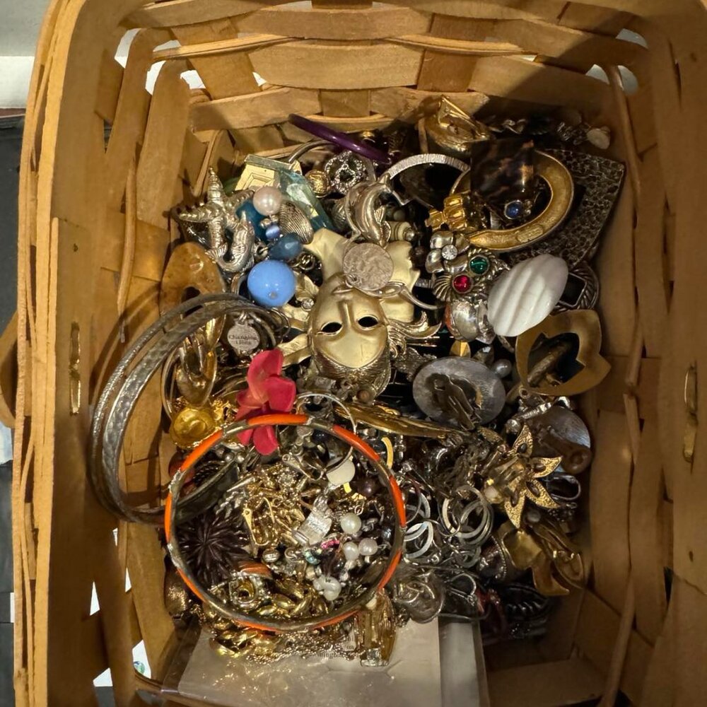 5lbs Unwanted Wearable Not Wearable Jewelry